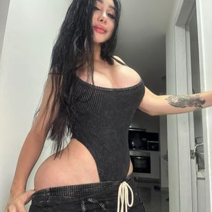 Model - Cloe whitex teen