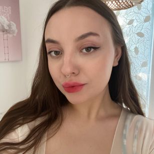 Charlotta Apple curvy Model - Charlotta Apple curvy