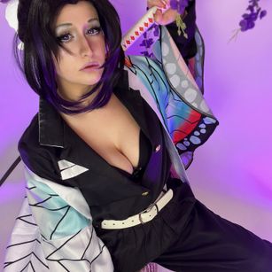 Model - Holly Wren hairy