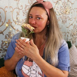 Model - Jessica bigtits