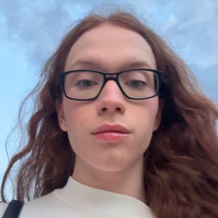 Emma tease Model - Emma tease