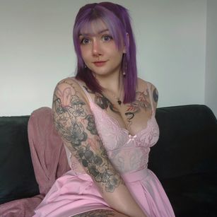 Gabbie slave Model - Gabbie slave