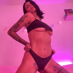 DeuxGold fetish Model - DeuxGold fetish