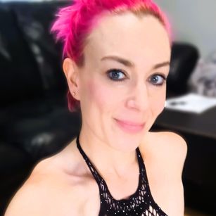 Penny Jade cei Model - Penny Jade cei