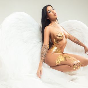 KylieWhite hugetits Model - KylieWhite hugetits