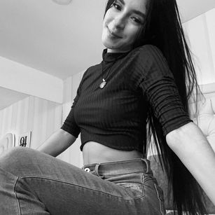 SaraClarker Nude Model - SaraClarker Nude