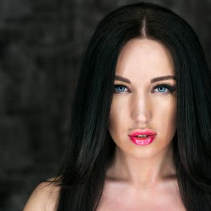 Model - Megan Rox 1