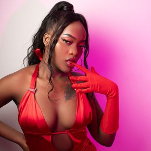 Zendamorr tits Model - Zendamorr tits