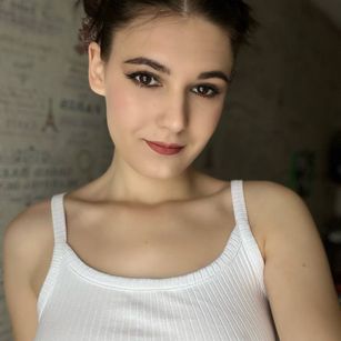 Lintanya shybutplayful Model - Lintanya shybutplayful