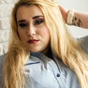Hailey cei Model - Hailey cei
