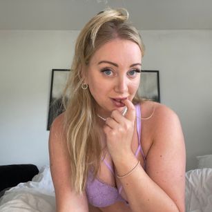 ArielSweetie blueeyes Model - ArielSweetie blueeyes