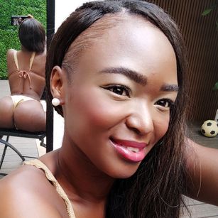 Melanie Williams latina Model - Melanie Williams latina