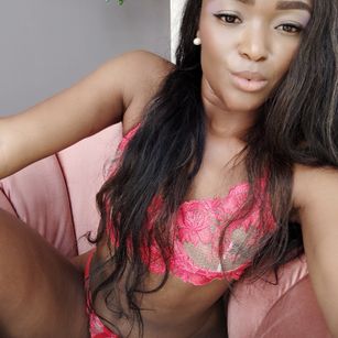 Model - Melanie Williams femdom