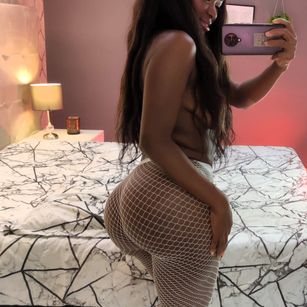 Melanie Williams squirt Model - Melanie Williams squirt