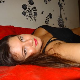 Model - delicious.diamond1 6
