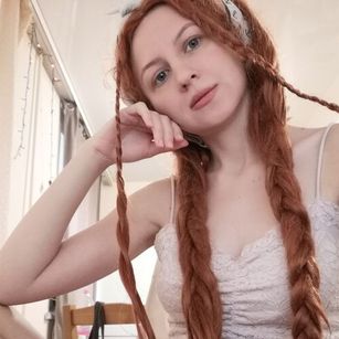 Model - Goddess Lana pantyhose