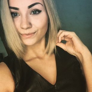 Model - Paris Blond 1