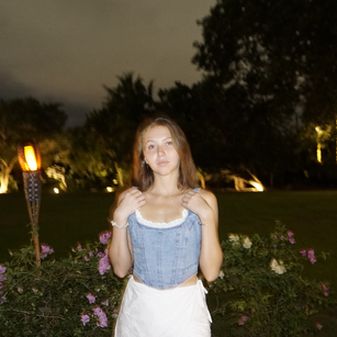 Model - Lina Siren stockings