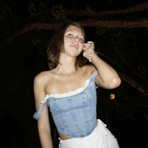 Model - Lina Siren feet