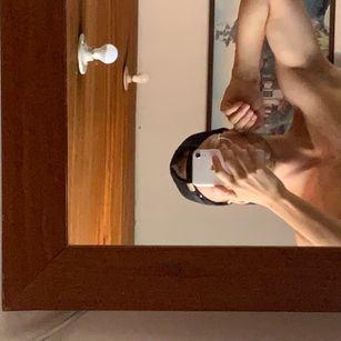 Model - Richard feet