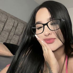 sofi wolf bao Model - sofi wolf bao