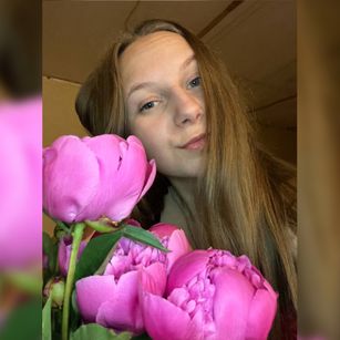 Model - SunnyCharm SenseOfHumor