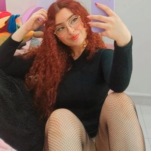 Model - Abby Luna Submissive