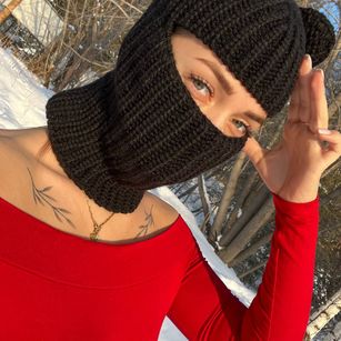 Model - Betty twerk