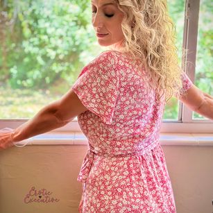 Erotic_Executive femdom Model - Erotic_Executive femdom