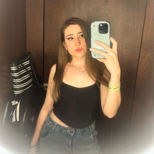 HiAstrid Hot Model - HiAstrid Hot