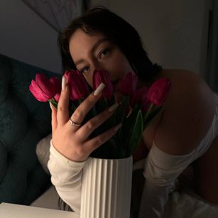 Model - Eva latina