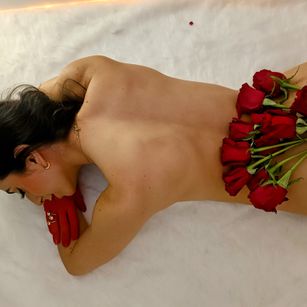 Model - Eleven Kina Cooper joi