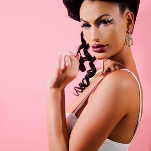 Model - allusik feet