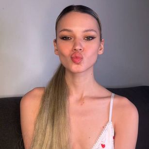 ANNABELLEBROX playpussy Model - ANNABELLEBROX playpussy