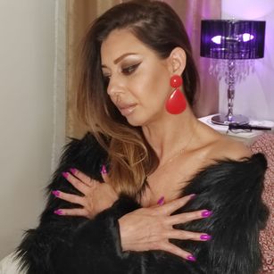 Miss_Sassy piercing Model - Miss_Sassy piercing