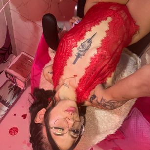 Moonshine cum Model - Moonshine cum
