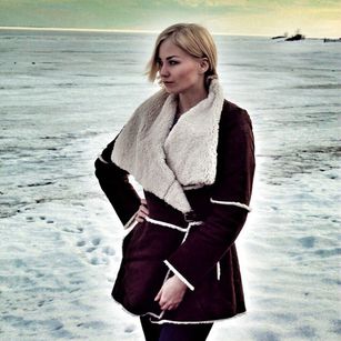 Model - Paris Blond 4