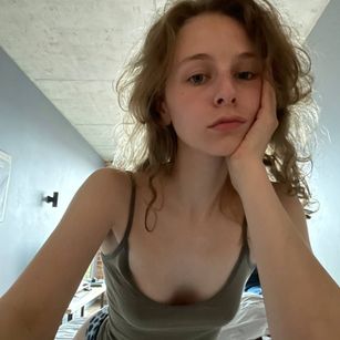 Emma bigass Model - Emma bigass