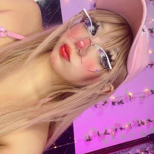 EmyGomez LOVENSE Model - EmyGomez LOVENSE