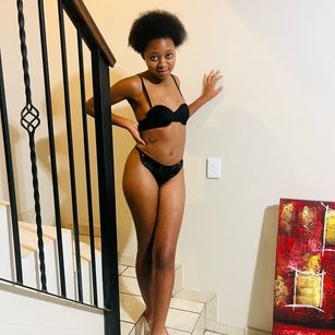 Sexychick submissive Model - Sexychick submissive