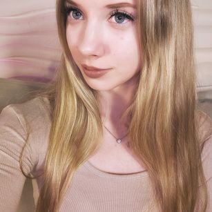 Katty shy Model - Katty shy