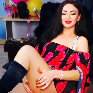 LinaLuchia dildo Model - LinaLuchia dildo