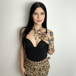 CleaDark tatoo Model - CleaDark tatoo