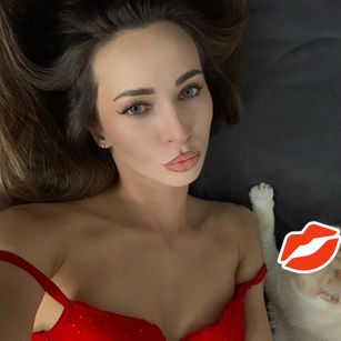 Lips Berry young Model - Lips Berry young