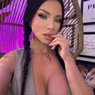 Ember Brooke bigboobs Model - Ember Brooke bigboobs