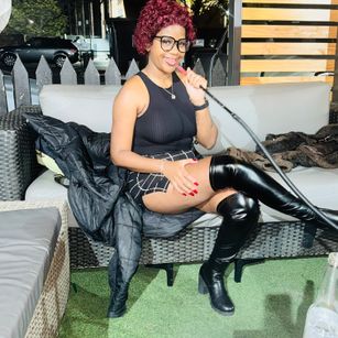 Neesha Hugeareola Model - Neesha Hugeareola