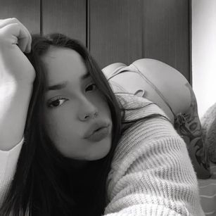 Amber Duran striptease Model - Amber Duran striptease