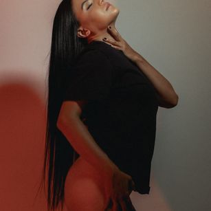 ValGray Pantyhose Model - ValGray Pantyhose