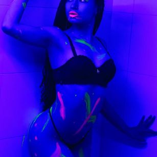 Alynn_Bri smalltits Model - Alynn_Bri smalltits