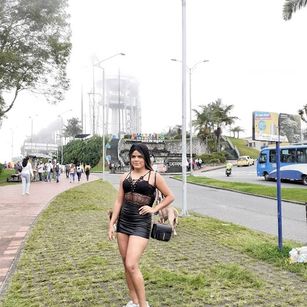 Model - EvelynTenderly dance